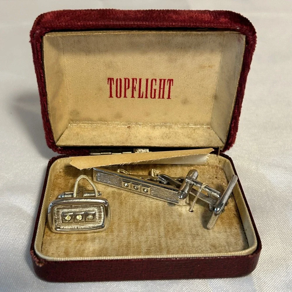 Topflight Silver Tone Mens Cufflinks and Tie Clip Set Sparkle‎ Stones Vintage
